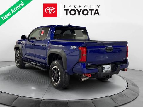 New 2025 Toyota Tacoma TRD Off-Road AWD/4WD image 4