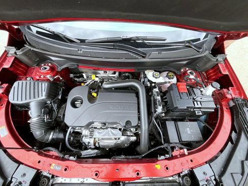 Certified 2025 Chevrolet Equinox LT w/ Safety and Technology Package image 24