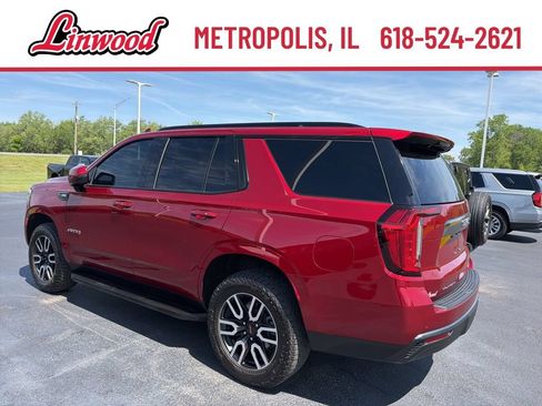 Used 2024 GMC Yukon AT4 AWD/4WD image 3