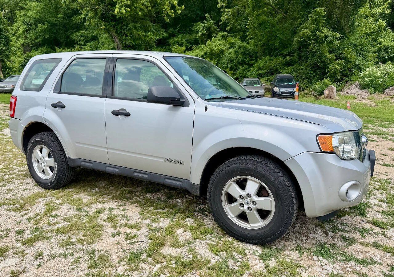 Used 2008 Ford Escape XLS FWD image 4