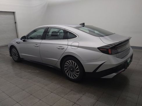 Used 2025 Hyundai Sonata SEL FWD image 3