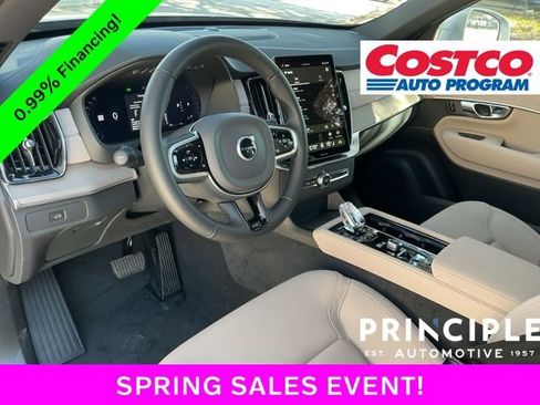 New 2026 Volvo XC90 B6 Plus w/ Protection Package Premier AWD/4WD image 28