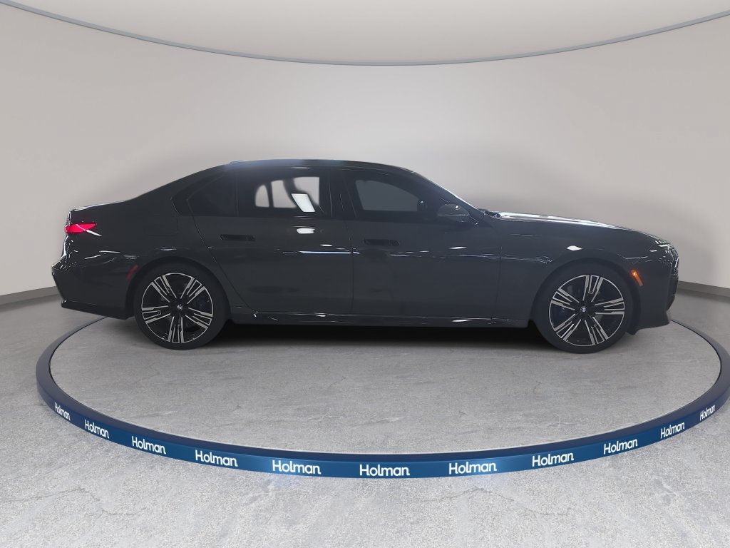 Certified 2023 BMW 740i w/ Parking Assistance Package RWD image 4