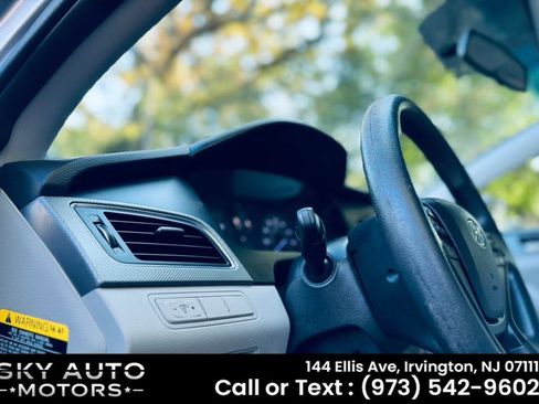 Used 2016 Hyundai Sonata SE image 19