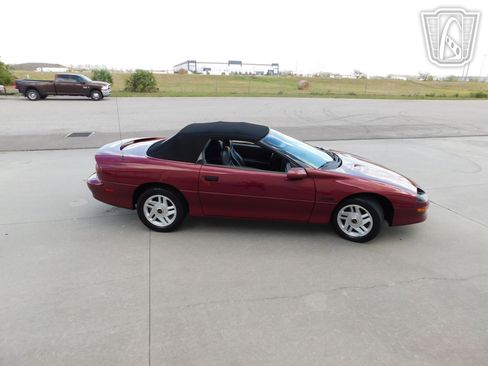 Used 1995 Chevrolet Camaro Z28 image 12