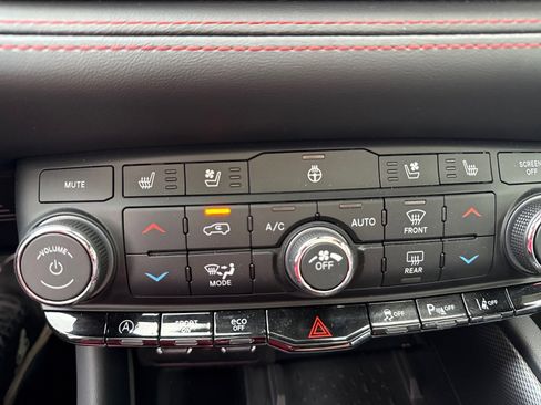 Used 2026 Dodge Durango GT AWD/4WD image 19