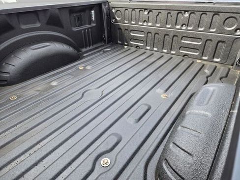 Used 2019 Ford F250 Lariat w/ Lariat Ultimate Package image 6