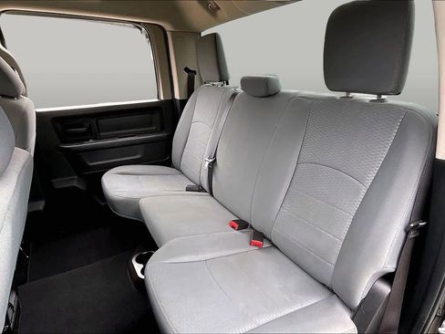 Used 2015 RAM 1500 Express AWD/4WD image 20