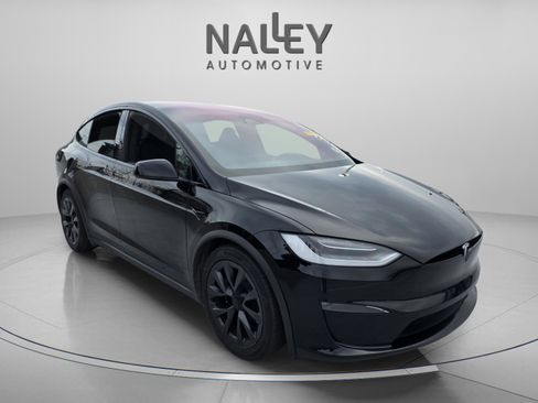Used 2023 Tesla Model X image 7