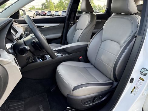 Used 2023 INFINITI QX50 Sensory AWD/4WD image 17