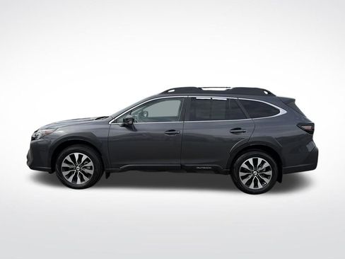 Used 2024 Subaru Outback Limited XT image 3