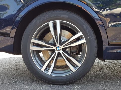 New 2026 BMW X7 M60i image 12