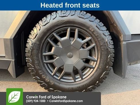 Used 2024 Tesla Cybertruck Cyberbeast AWD/4WD image 9