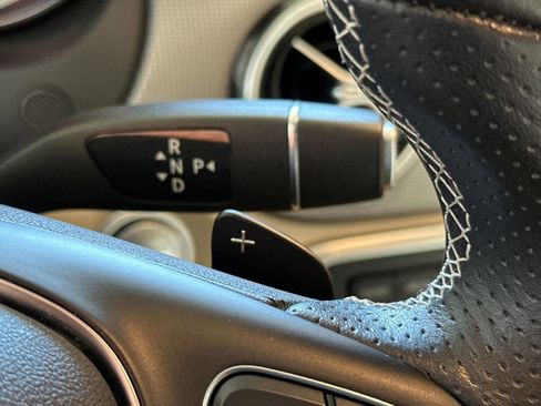 Certified 2020 Mercedes-Benz GLA 250 4MATIC image 35