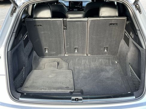 Used 2023 Audi SQ5 Premium Plus w/ Premium Plus Package image 24