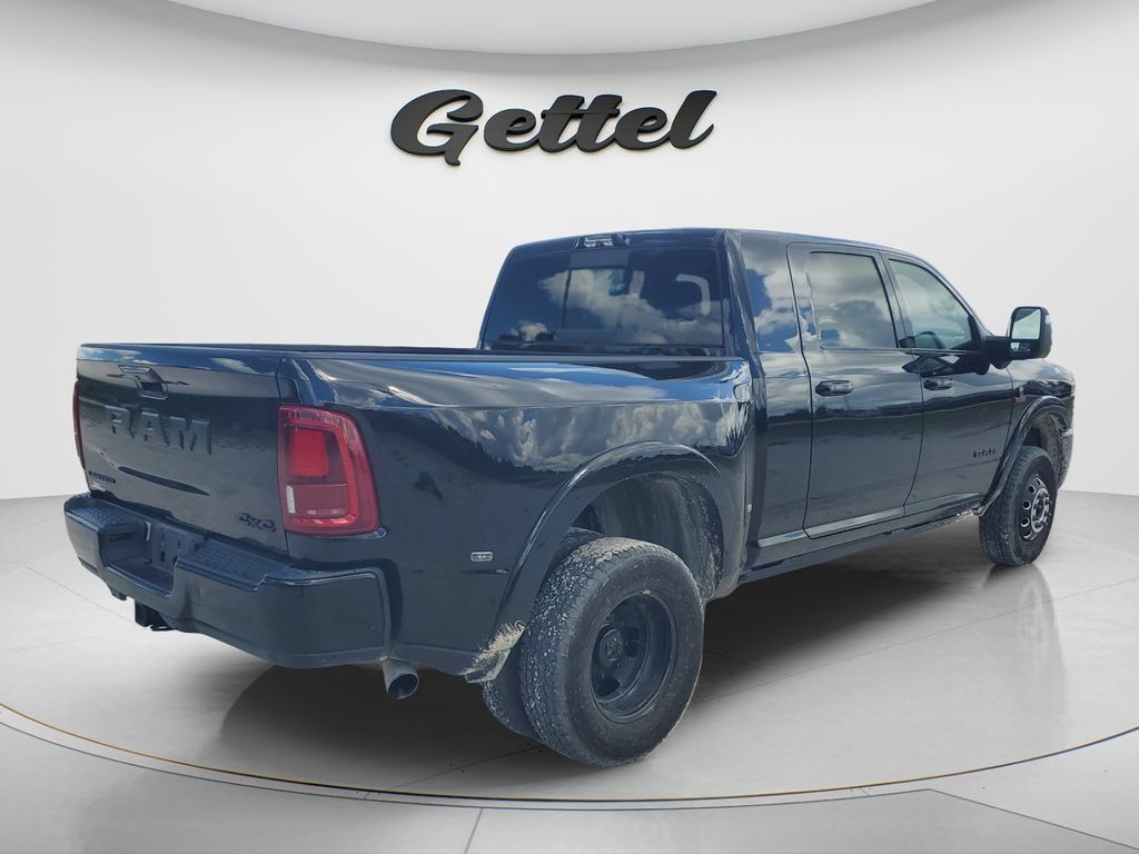 Used 2025 RAM 3500 Limited AWD/4WD image 5