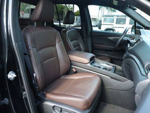 Used 2025 Honda Ridgeline RTL image 22