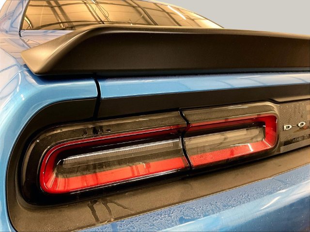 Used 2016 Dodge Challenger SRT Hellcat RWD image 28