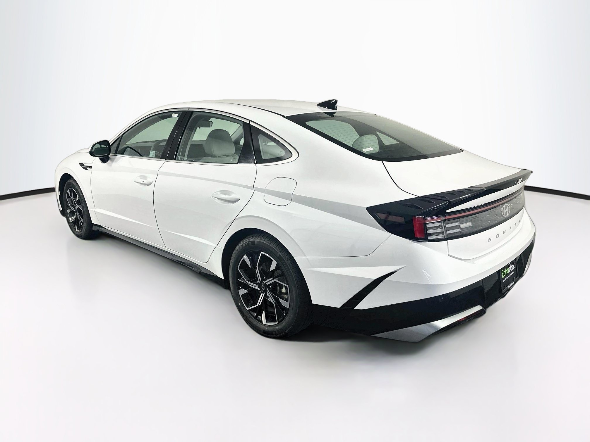 Used 2025 Hyundai Sonata SEL FWD image 5