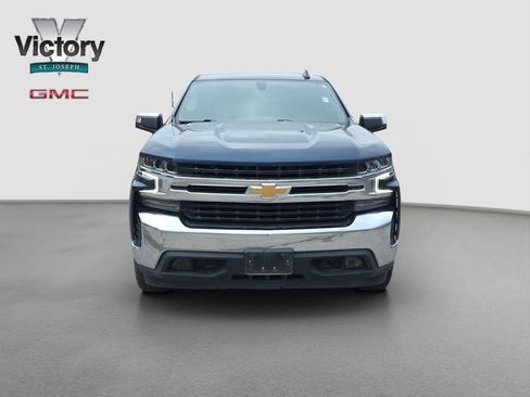 Used 2021 Chevrolet Silverado 1500 LT image 2