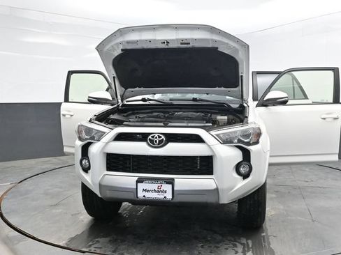 Used 2019 Toyota 4Runner TRD Off-Road Premium AWD/4WD image 41