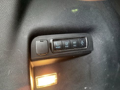 Used 2018 Ford Explorer Sport w/ Equipment Group 401A image 24