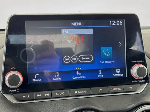Used 2021 Nissan Sentra SV FWD image 32