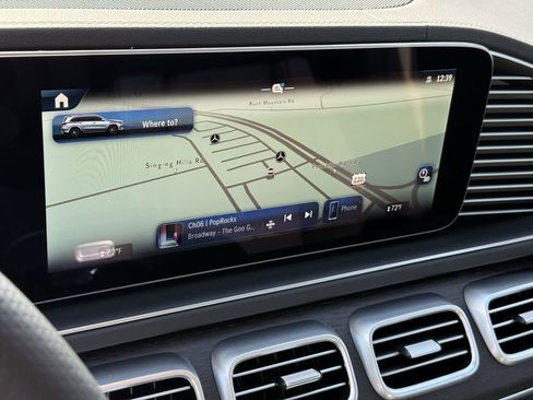 New 2026 Mercedes-Benz GLS 450 4MATIC image 20