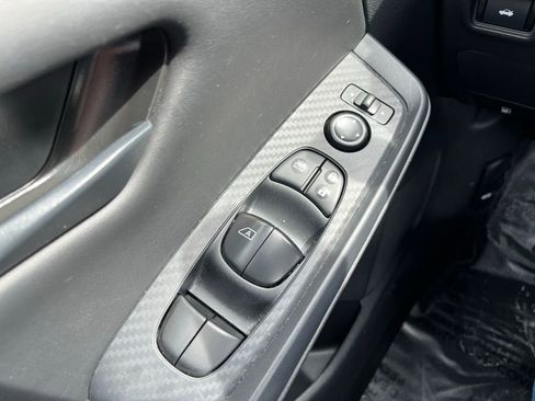 Used 2025 Nissan Sentra S image 24