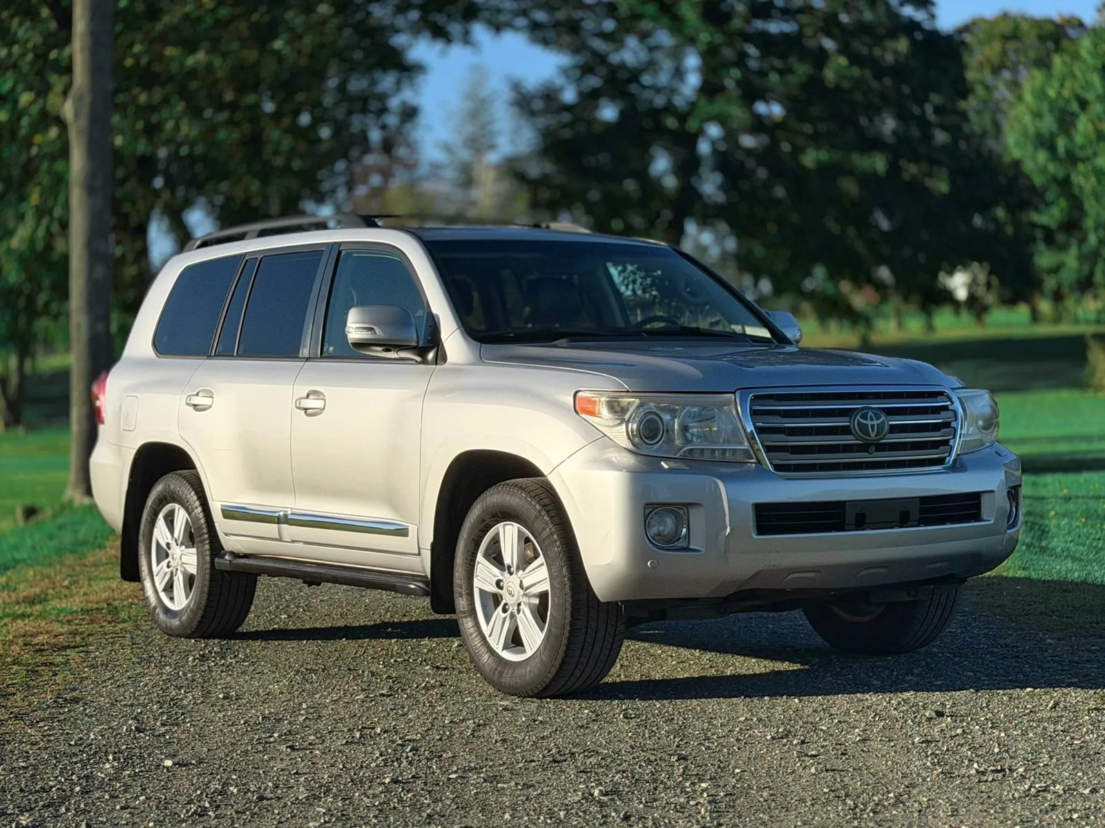 Used 2013 Toyota Land Cruiser AWD/4WD image 5