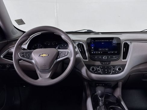 Used 2023 Chevrolet Malibu LT FWD image 25