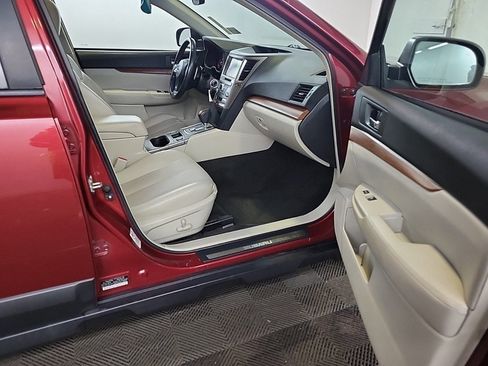 Used 2014 Subaru Outback 2.5i Limited image 11