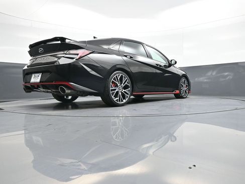 Used 2022 Hyundai Elantra N Base image 29