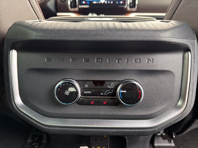 Used 2025 Ford Expedition Max King Ranch AWD/4WD image 33