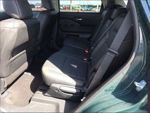 Certified 2025 Nissan Pathfinder Platinum w/ Cargo Package image 4