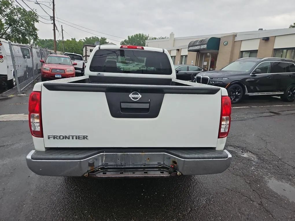 Used 2016 Nissan Frontier S RWD image 9