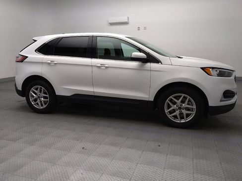 Used 2024 Ford Edge SEL image 11