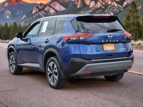 Used 2023 Nissan Rogue SV AWD/4WD image 4