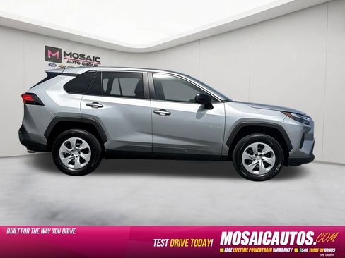 Used 2024 Toyota RAV4 LE AWD/4WD image 8