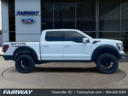 Used 2024 Ford F150 Raptor AWD/4WD image 9