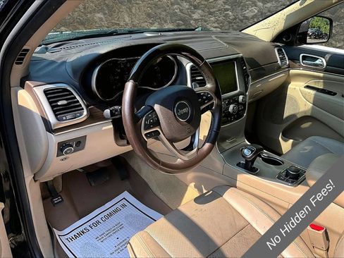 Used 2014 Jeep Grand Cherokee Overland AWD/4WD image 12
