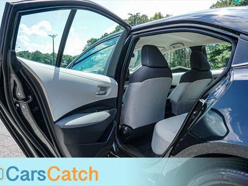 Used 2021 Toyota Corolla LE FWD image 27