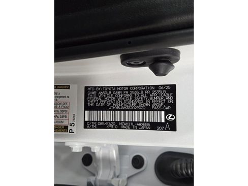 Certified 2025 Lexus UX 300h FWD w/ Accessory Package (Z1) image 37