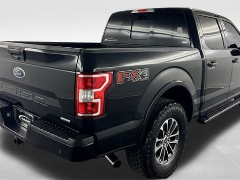 Used 2019 Ford F150 XLT w/ Equipment Group 302A Luxury AWD/4WD image 9