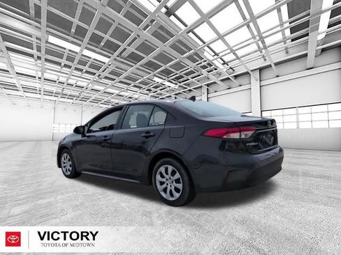 Used 2024 Toyota Corolla LE image 5