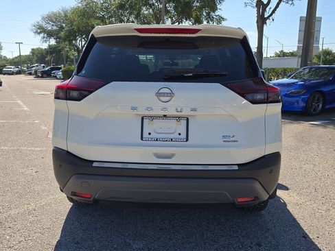 Certified 2023 Nissan Rogue SV w/ SV Premium B Package FWD image 7