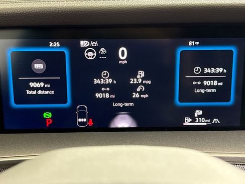 Used 2025 Volkswagen Tiguan S AWD/4WD image 29