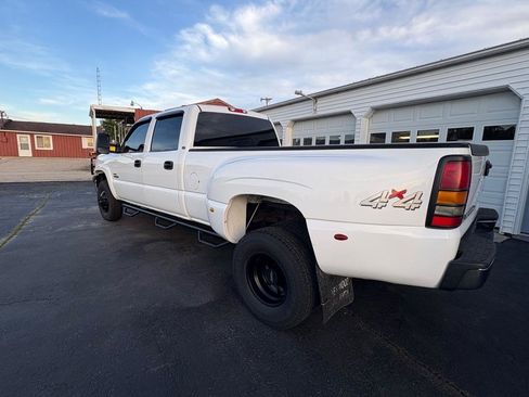 Used 2007 Chevrolet Silverado 3500 LT w/ Heavy-Duty Power Package AWD/4WD image 7