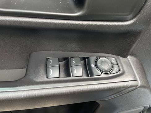 Used 2021 Chevrolet Silverado 1500 Custom image 23