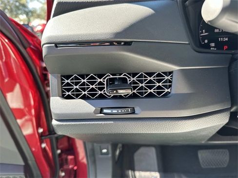 New 2025 Honda Accord LX image 28